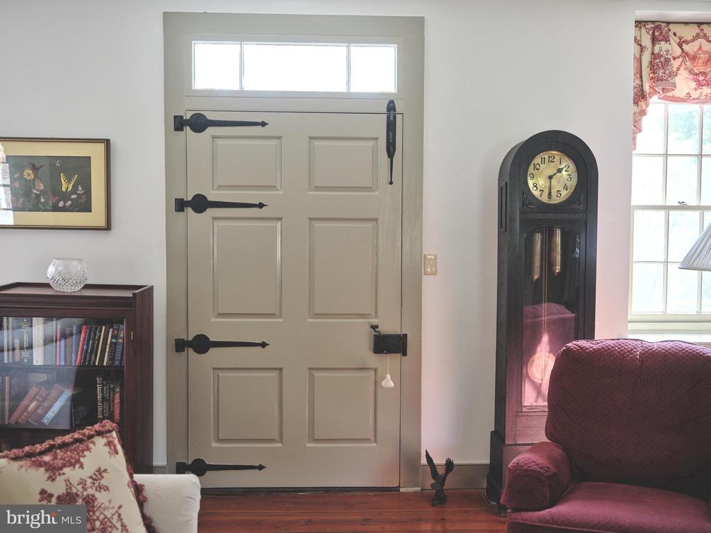 Newtown, Pennsylvania, 18940, United States, 4 Bedrooms Bedrooms, ,4 BathroomsBathrooms,Residential,For Sale,1995554