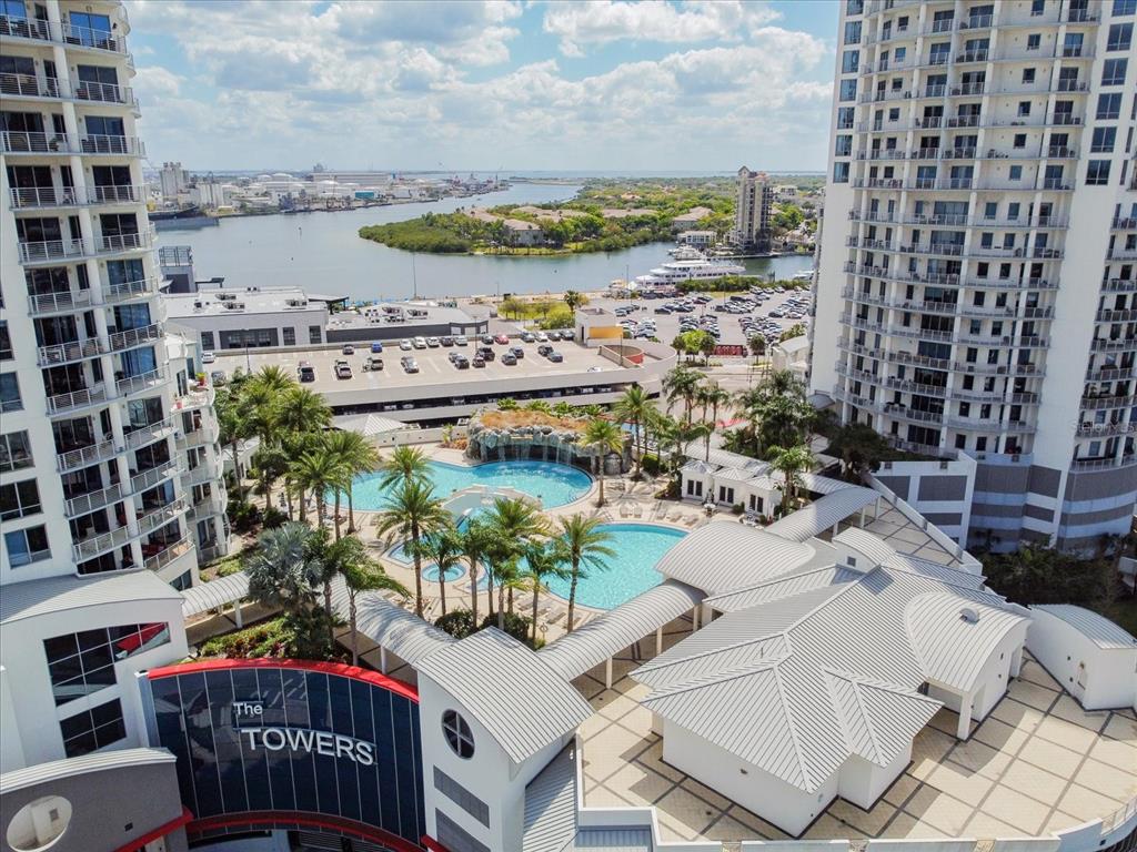 Tampa, Florida, 33602, United States, 2 Bedrooms Bedrooms, ,3 BathroomsBathrooms,Residential,For Sale,2003019