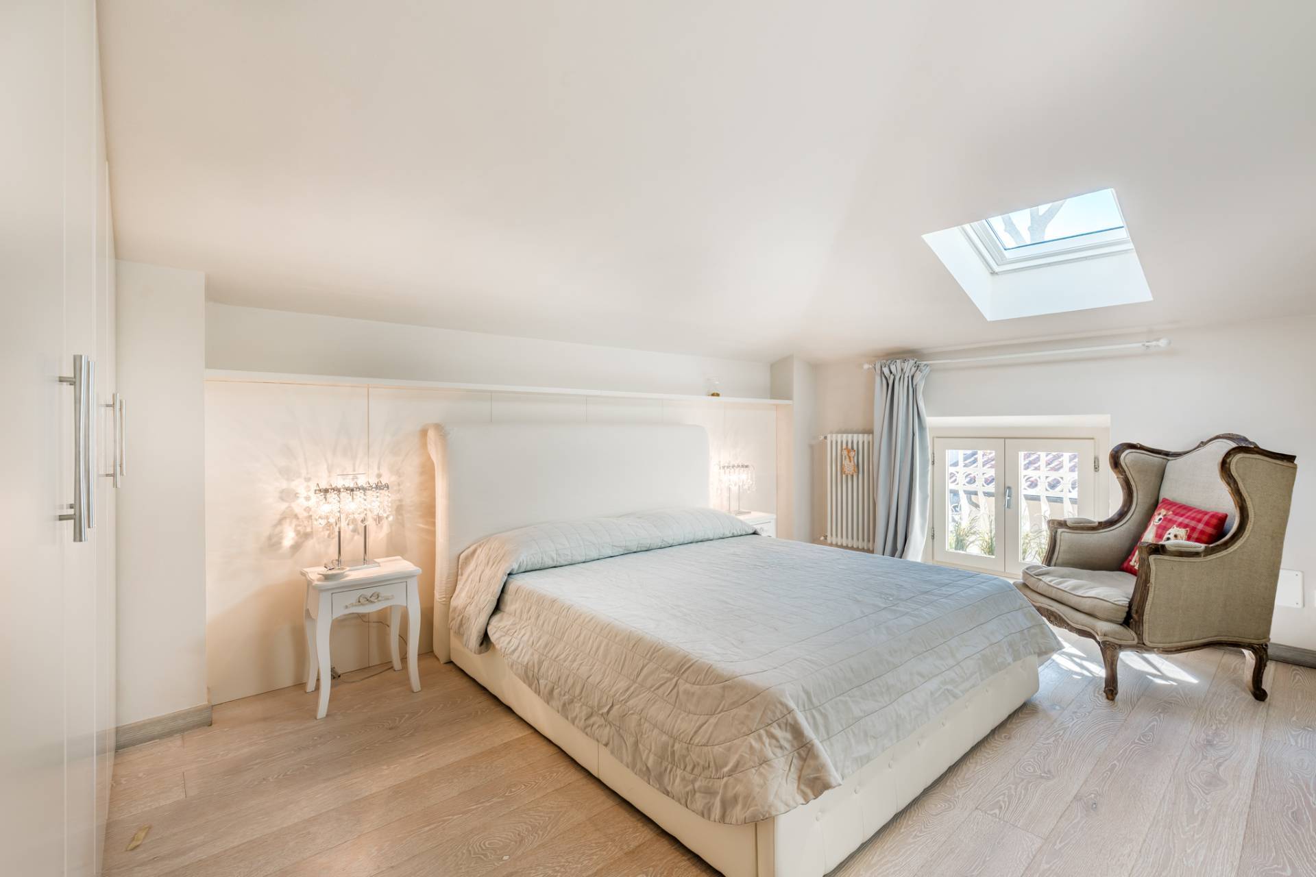 Via Piave, Forte dei Marmi, Lucca, 55042, IT, 4 Bedrooms Bedrooms, ,4 BathroomsBathrooms,Residential,For Sale,Via Piave,1630004