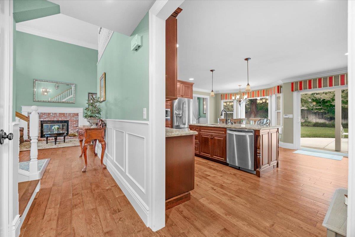 Visalia, California, 93277, United States, 4 Bedrooms Bedrooms, ,4 BathroomsBathrooms,Residential,For Sale,1973914