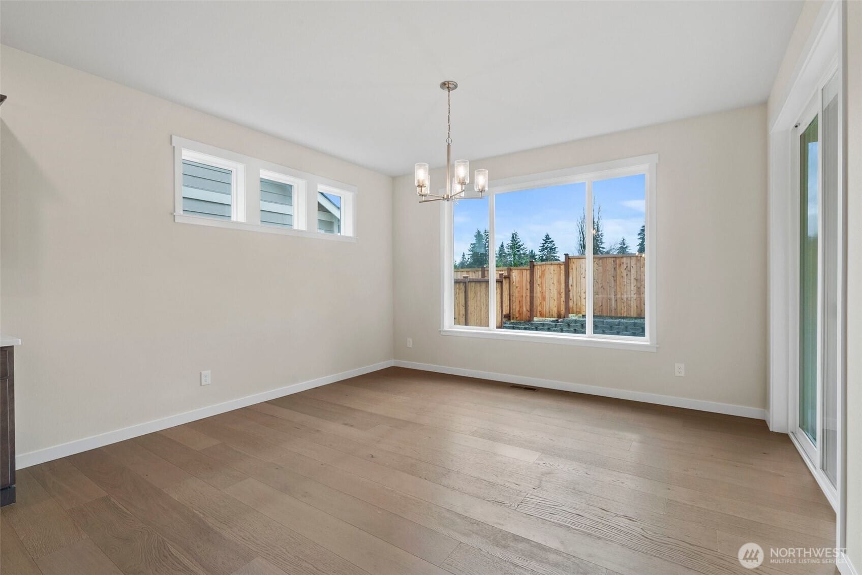 Tumwater, Washington, 98512, United States, 4 Bedrooms Bedrooms, ,3 BathroomsBathrooms,Residential,For Sale,1941902