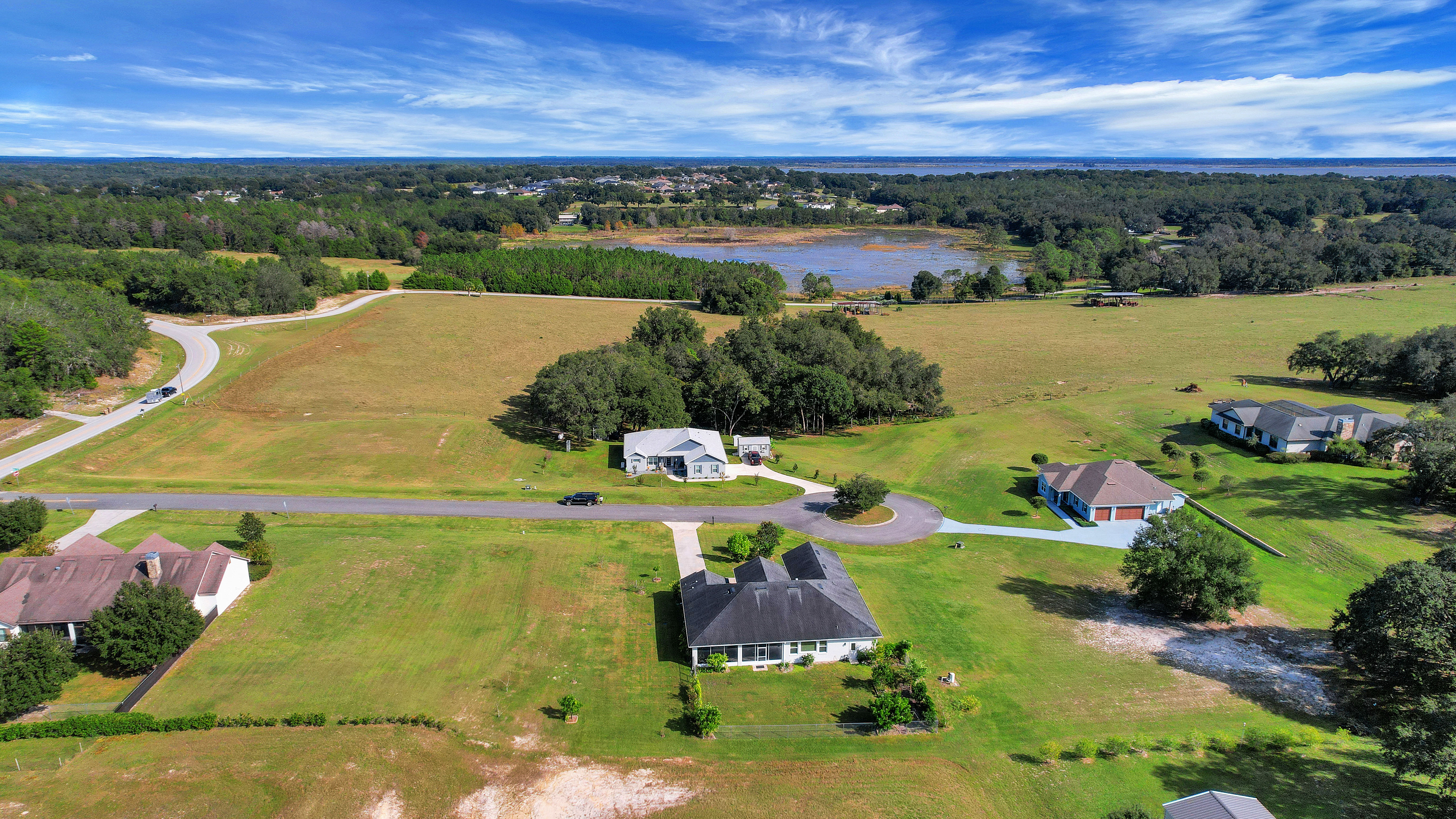 Lady Lake, Florida, 32159, United States, 4 Bedrooms Bedrooms, ,3 BathroomsBathrooms,Residential,For Sale,2005730