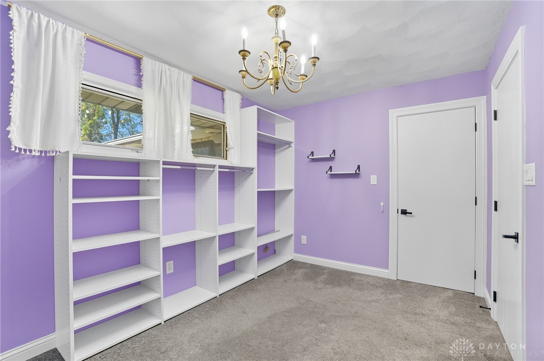 Brookville, Ohio, 45309, United States, 3 Bedrooms Bedrooms, ,4 BathroomsBathrooms,Residential,For Sale,1995742