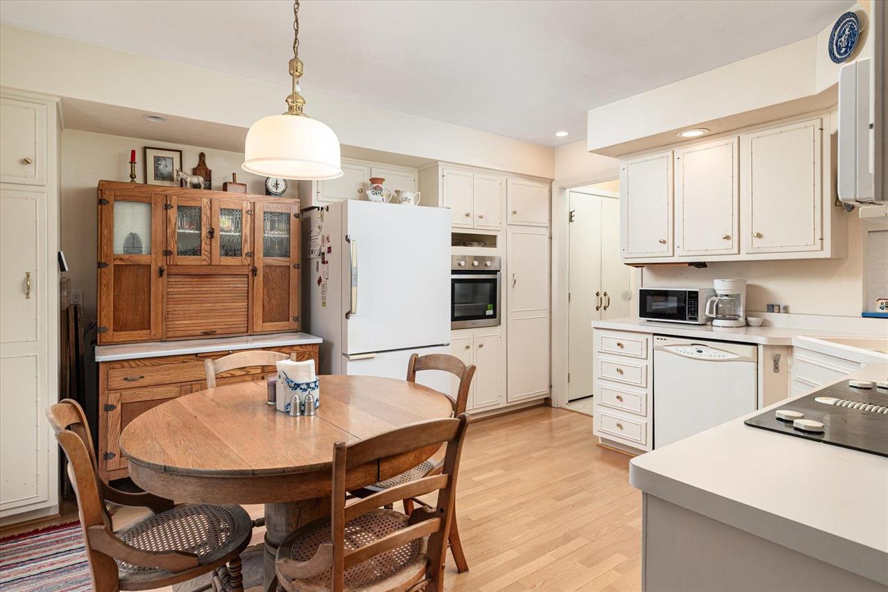 Blue River, Wisconsin, 53518, United States, 3 Bedrooms Bedrooms, ,3 BathroomsBathrooms,Residential,For Sale,2009301