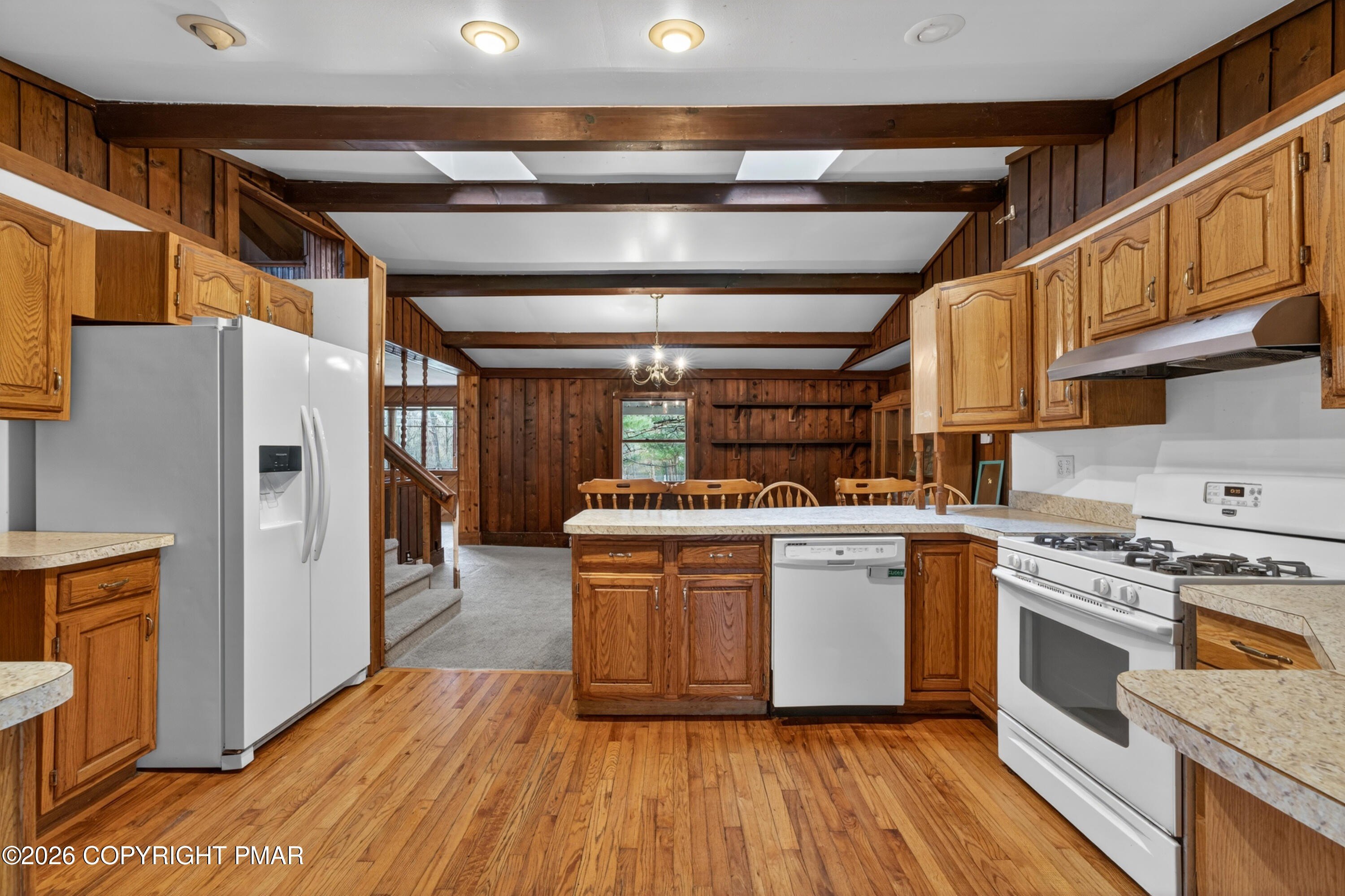Blakeslee, Pennsylvania, 18610, United States, 6 Bedrooms Bedrooms, ,3 BathroomsBathrooms,Residential,For Sale,2042920