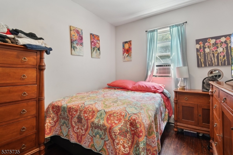 Garfield City, New Jersey, 07026, United States, 4 Bedrooms Bedrooms, ,3 BathroomsBathrooms,Residential,For Sale,1913233