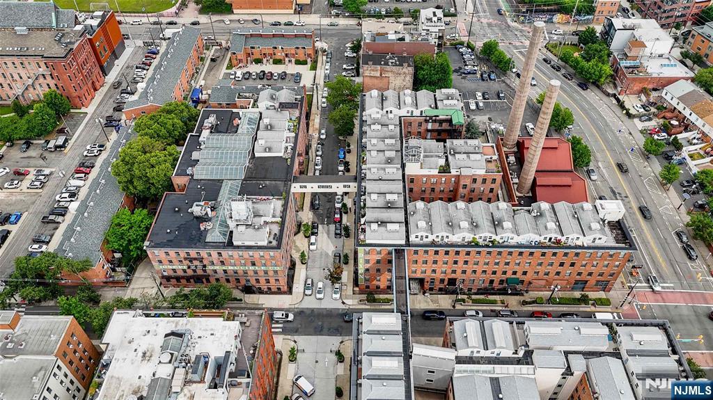 Jersey City, New Jersey, 07302, United States, 2 Bedrooms Bedrooms, ,2 BathroomsBathrooms,Residential,For Sale,1927201