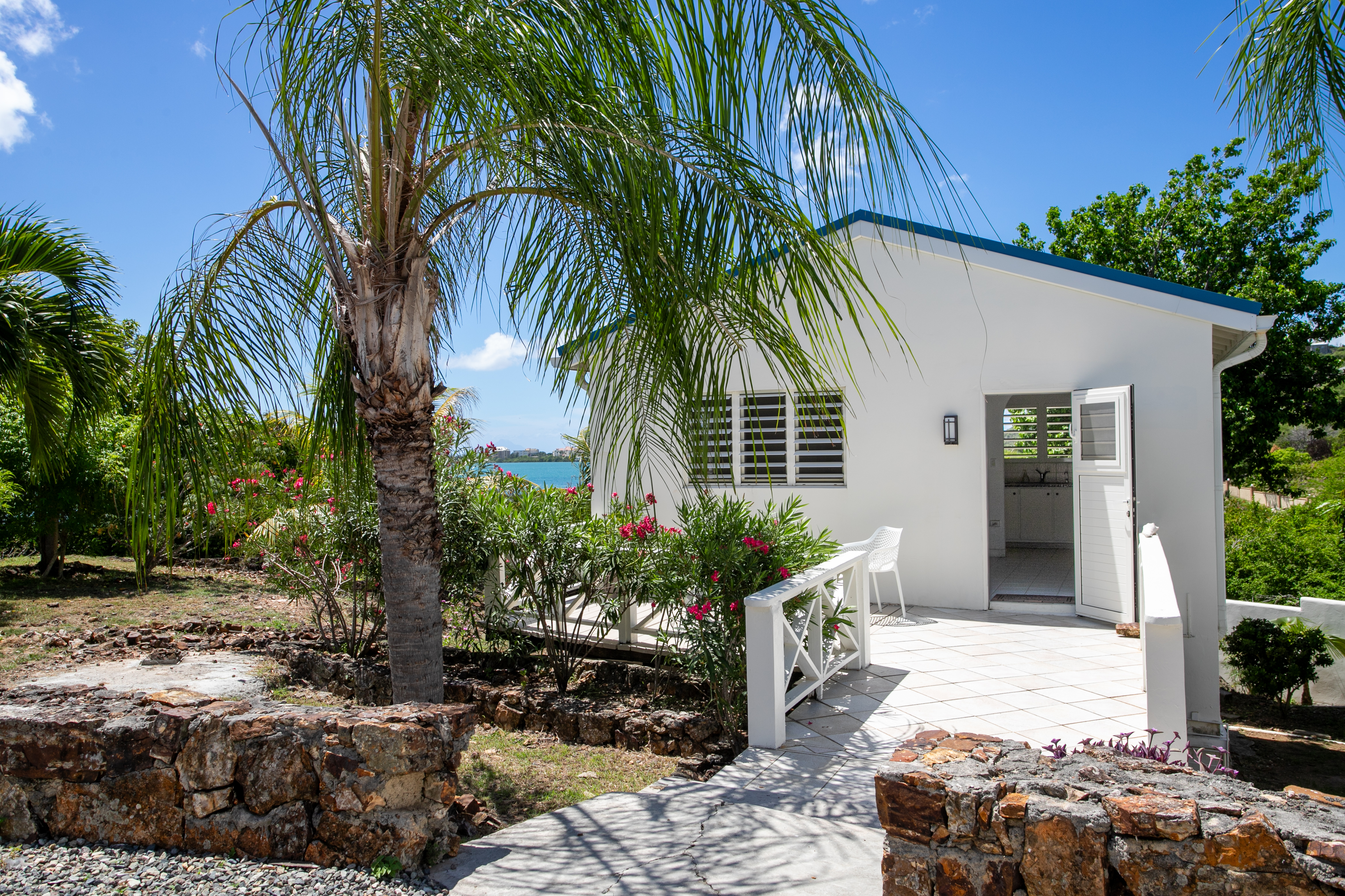  3 Bedroom Ocean View Villa Near Baie Rouge Beach - 物件實景