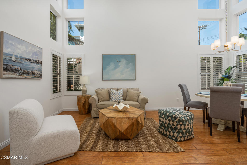 Ventura, California, 93004, United States, 4 Bedrooms Bedrooms, ,3 BathroomsBathrooms,Residential,For Sale,1911209