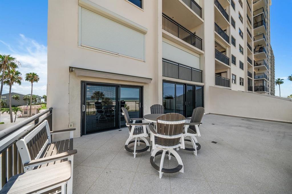 Clearwater Beach, Florida, 33767, United States, 2 Bedrooms Bedrooms, ,2 BathroomsBathrooms,Residential,For Sale,1912090