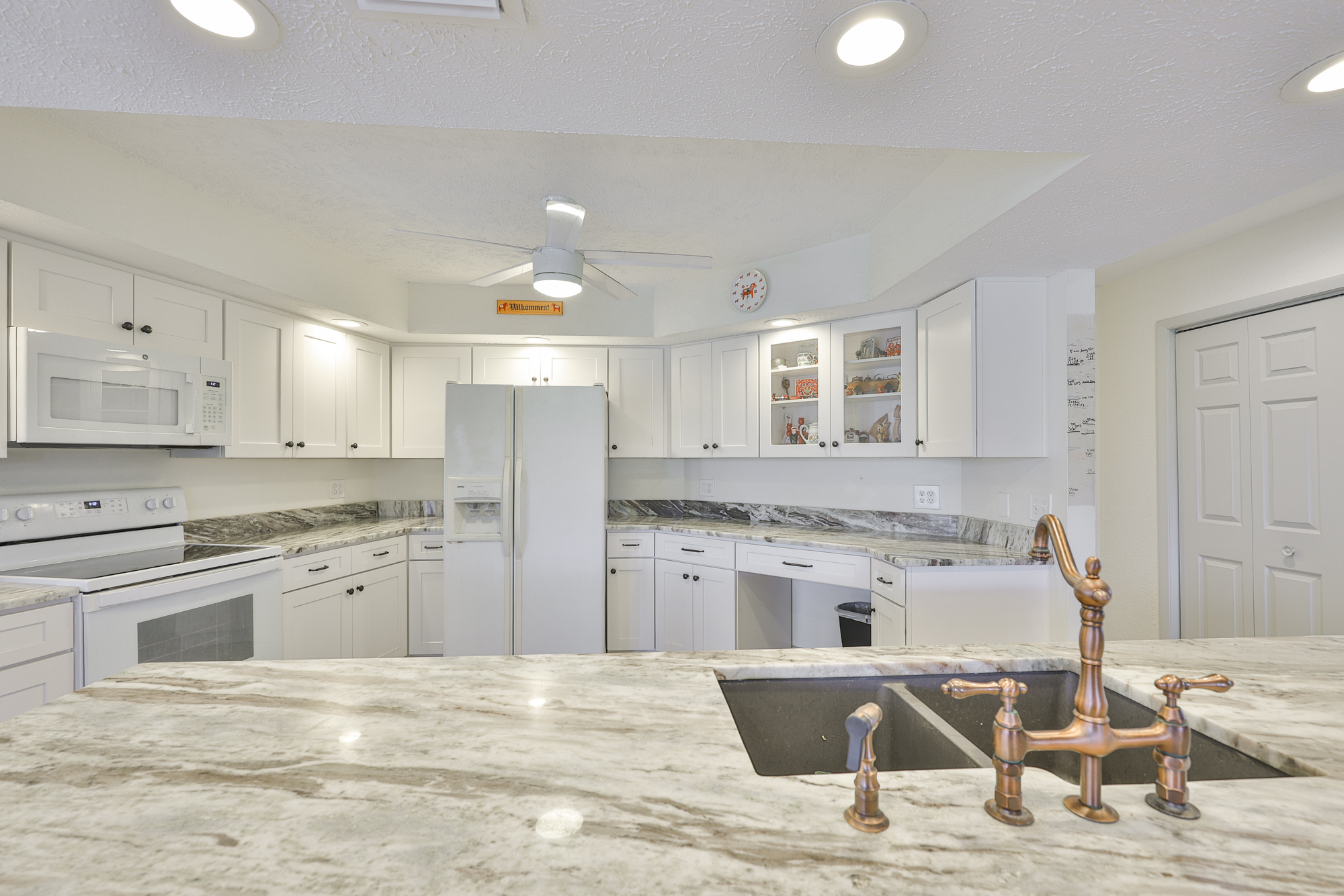 Apollo Beach, Florida, 33572, United States, 4 Bedrooms Bedrooms, ,3 BathroomsBathrooms,Residential,For Sale,1976005