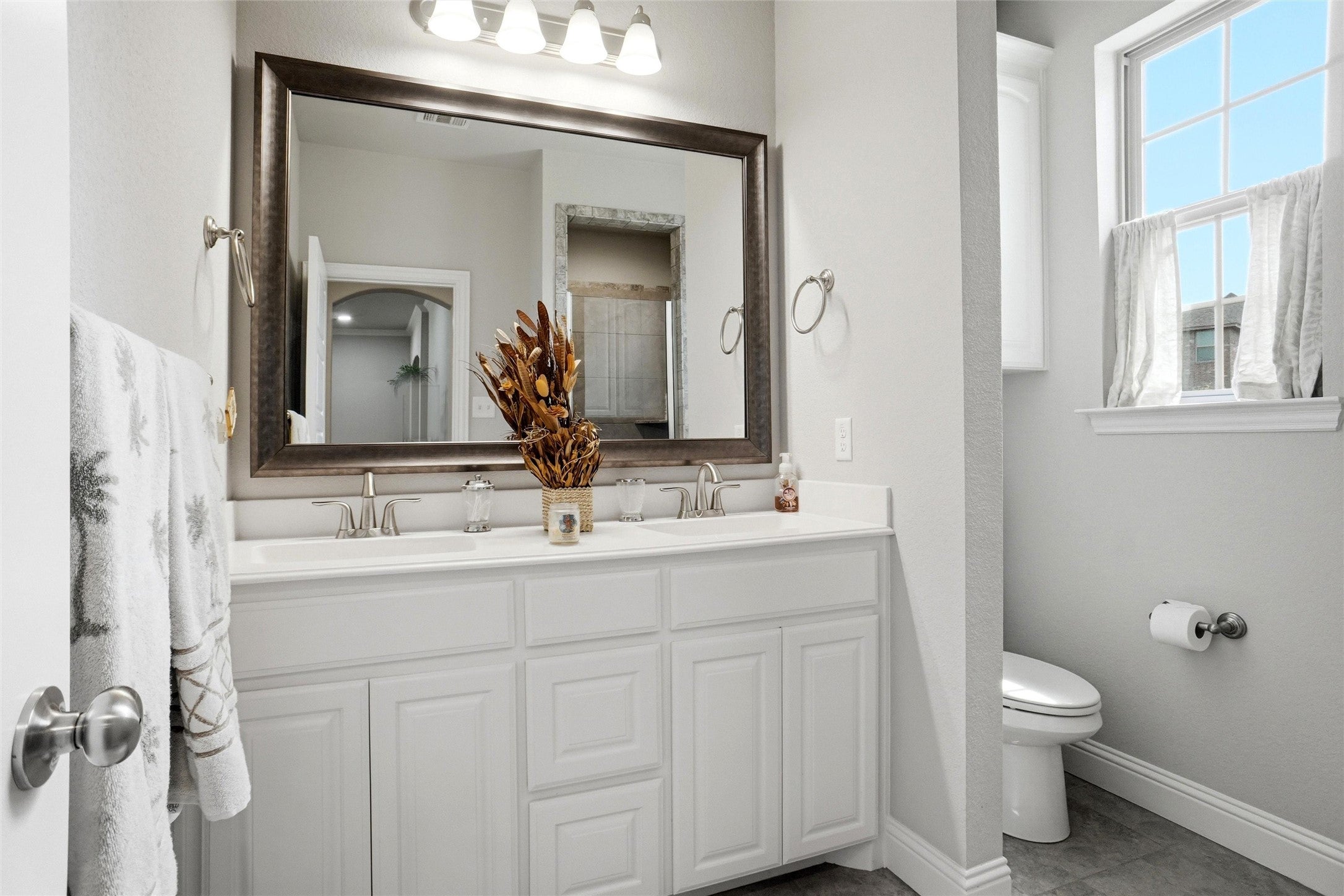 Willow Park, Texas, 76087, United States, 4 Bedrooms Bedrooms, ,4 BathroomsBathrooms,Residential,For Sale,2048202