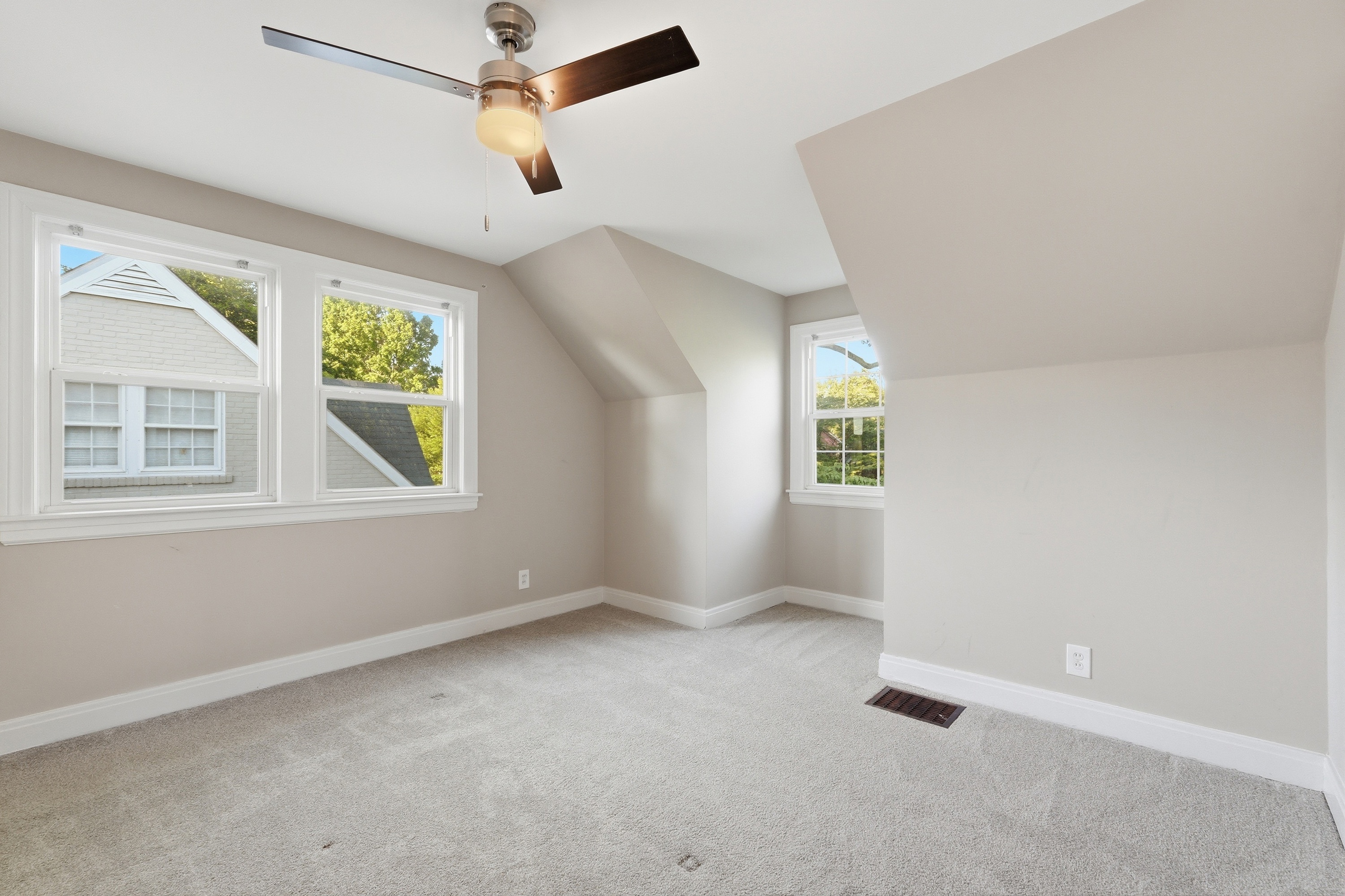  225 Brown Avenue, Louisville, KY 40207 - 物件實景