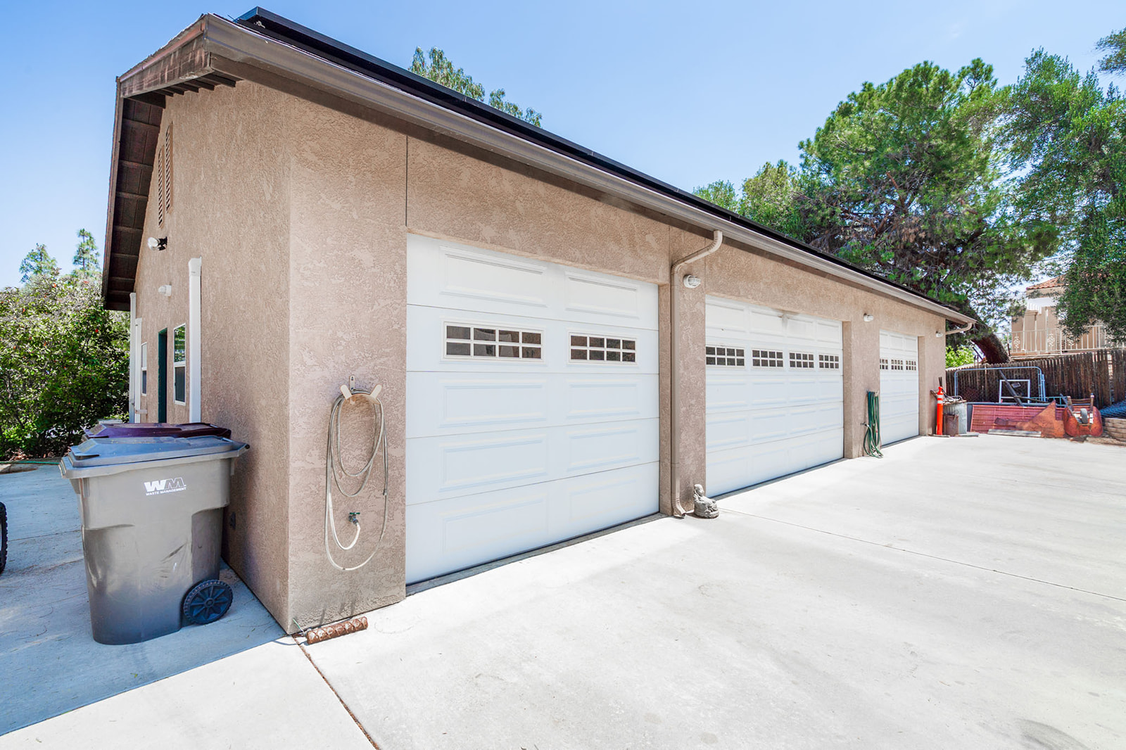 Hemet, California, 92544, United States, 6 Bedrooms Bedrooms, ,6 BathroomsBathrooms,Residential,For Sale,1849818