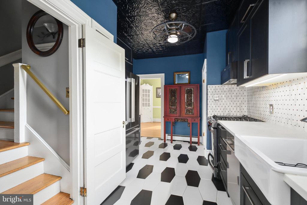 Fredericksburg, Virginia, 22401, United States, 4 Bedrooms Bedrooms, ,2 BathroomsBathrooms,Residential,For Sale,1826966