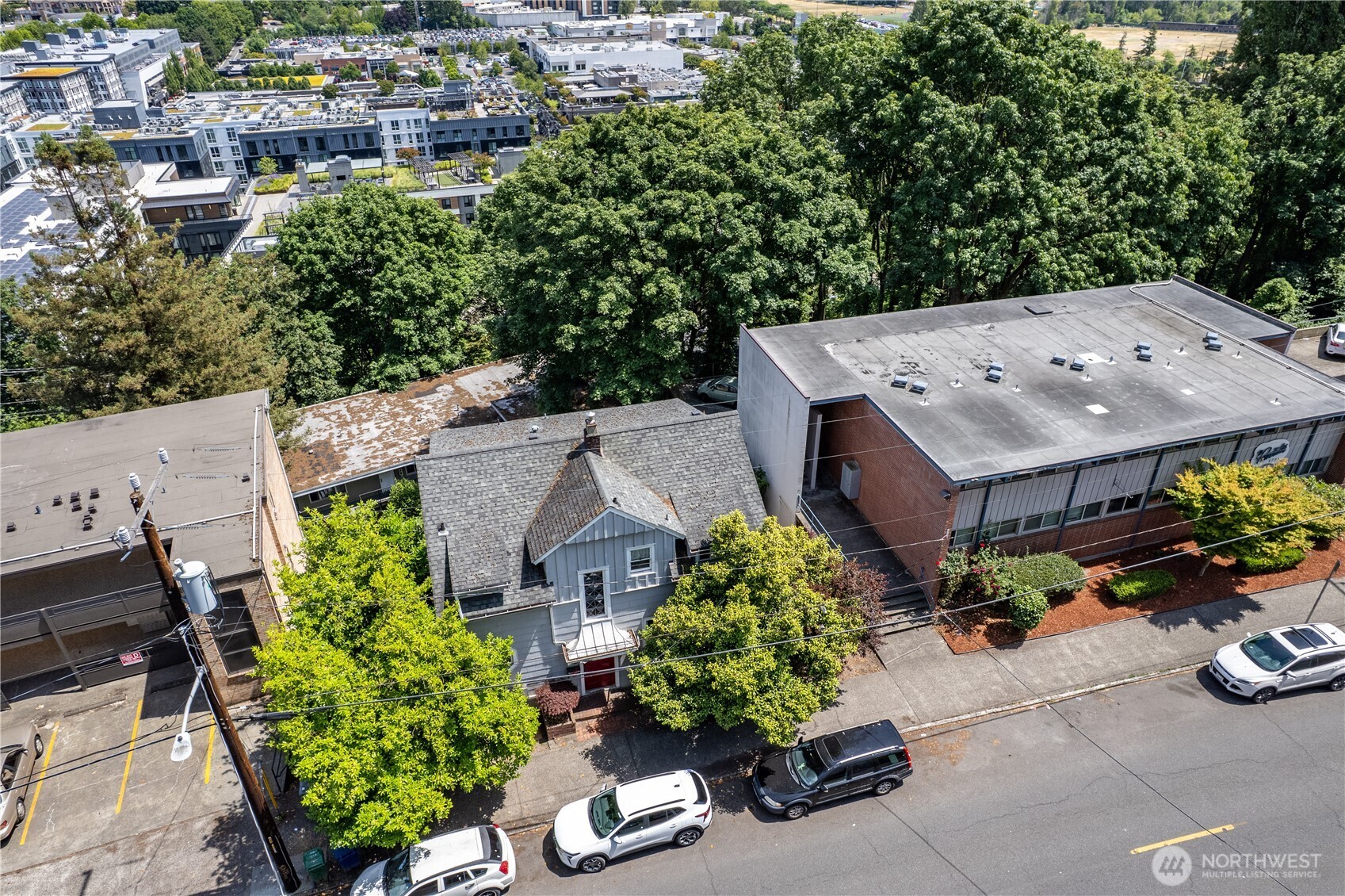 Seattle, Washington, 98105, United States, ,Residential,For Sale,1896313