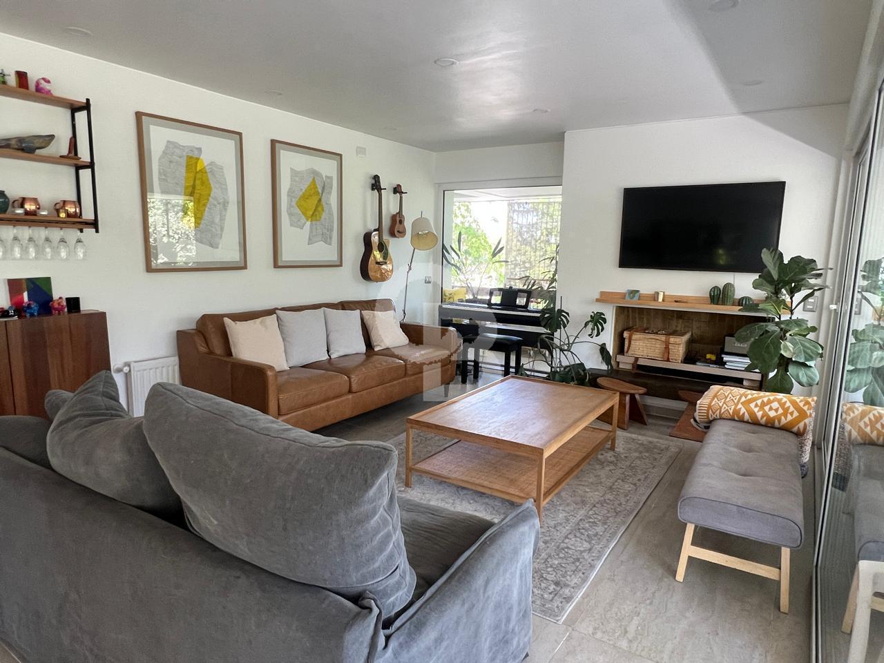 Vitacura, Chile, 3 Bedrooms Bedrooms, ,3 BathroomsBathrooms,Residential,For Sale,1991970