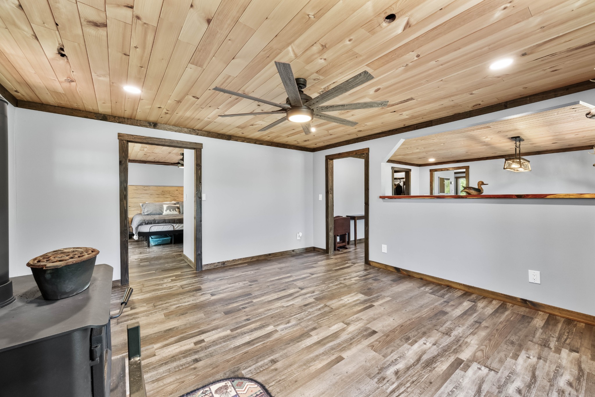 Dover, Tennessee, 37058, United States, 2 Bedrooms Bedrooms, ,2 BathroomsBathrooms,Residential,For Sale,2007547