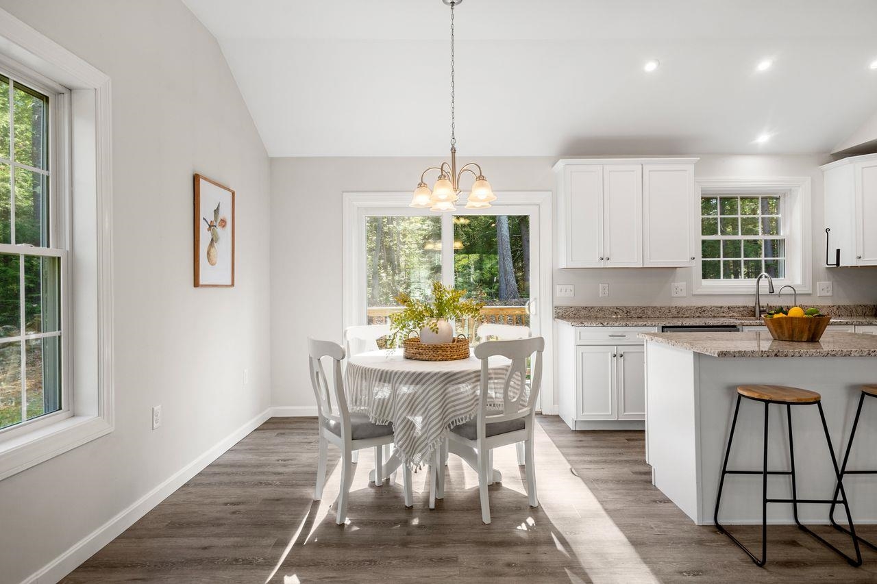 Mont Vernon, New Hampshire, 03057, United States, 3 Bedrooms Bedrooms, ,1 BathroomBathrooms,Residential,For Sale,1998369