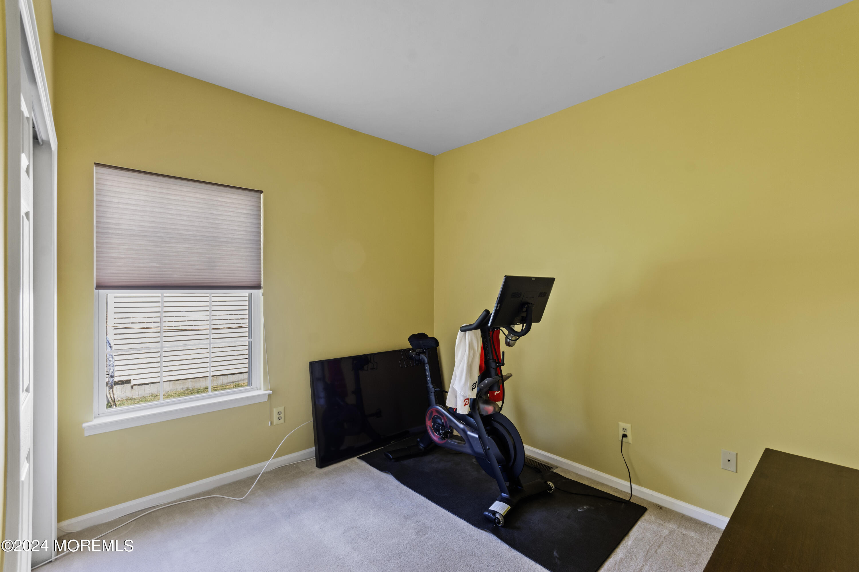 Howell, New Jersey, 07731, United States, 6 Bedrooms Bedrooms, ,3 BathroomsBathrooms,Residential,For Sale,1921817