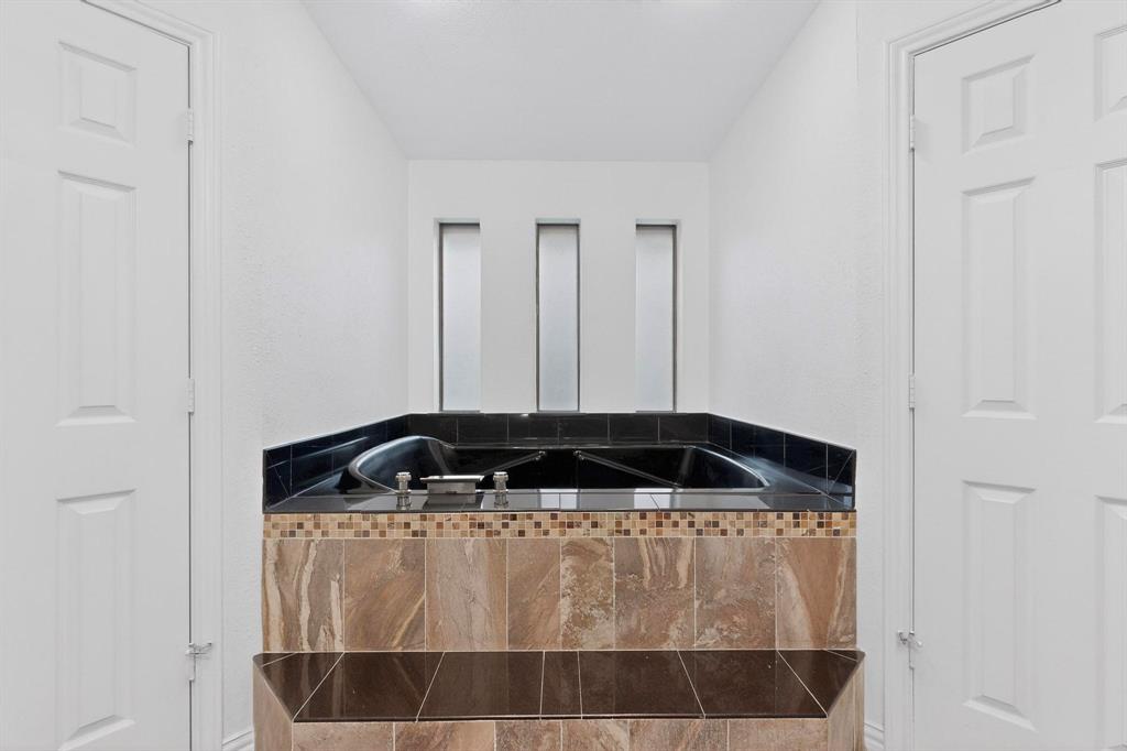 Plano, Texas, 75023, United States, 5 Bedrooms Bedrooms, ,3 BathroomsBathrooms,Residential,For Sale,2008160