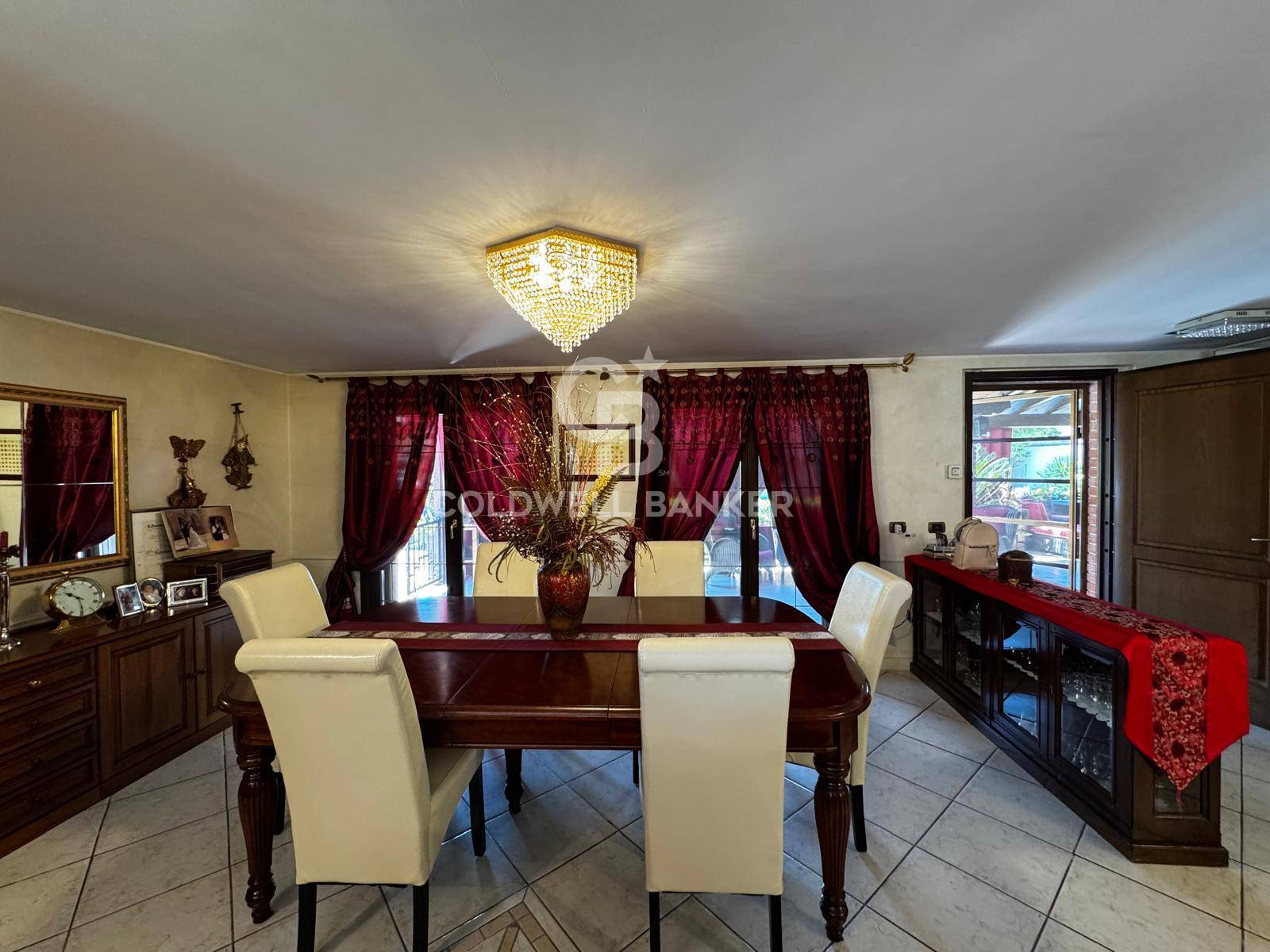 Bubbiano, Milano, 20088, IT, 4 Bedrooms Bedrooms, ,4 BathroomsBathrooms,Residential,For Sale,1927409