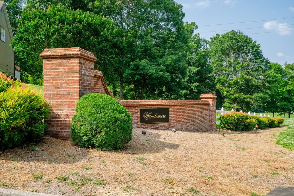 DALTON, Georgia, 30720, United States, 5 Bedrooms Bedrooms, ,4 BathroomsBathrooms,Residential,For Sale,1847169