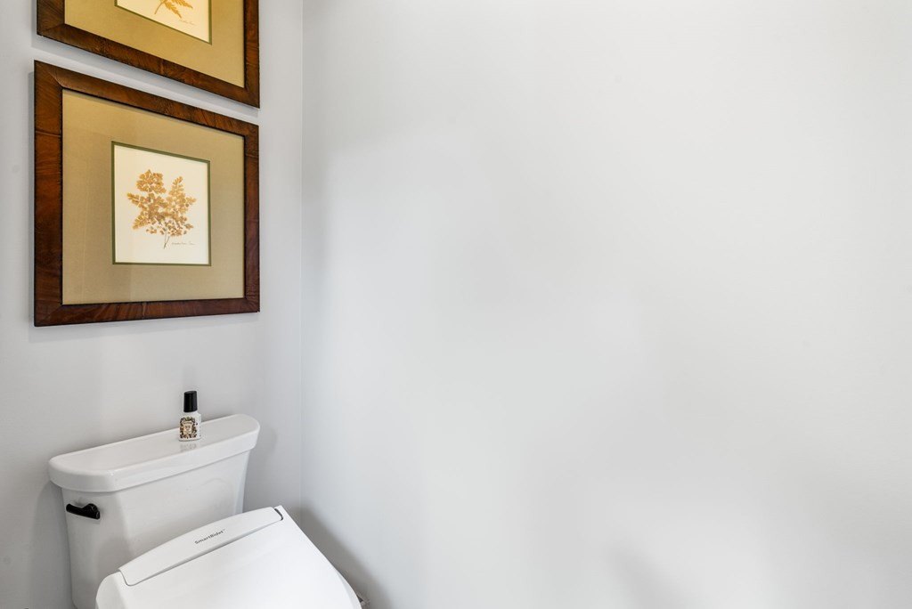 Murphy, North Carolina, 28906, United States, 3 Bedrooms Bedrooms, ,3 BathroomsBathrooms,Residential,For Sale,1982645