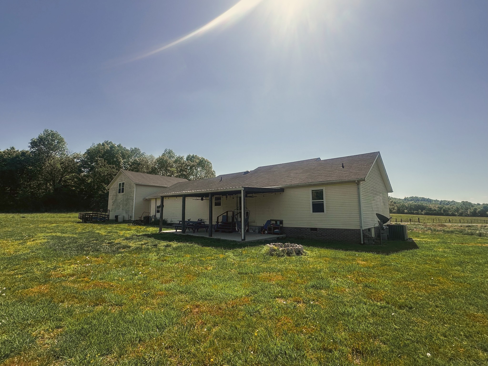  831 Philippi Rd, Wartrace, TN, 37183 - 物件實景