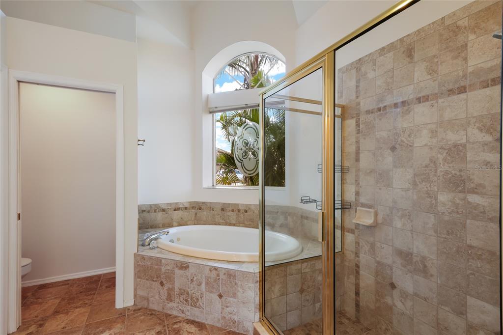 Sarasota, Florida, 34243, United States, 3 Bedrooms Bedrooms, ,2 BathroomsBathrooms,Residential,For Sale,1989326