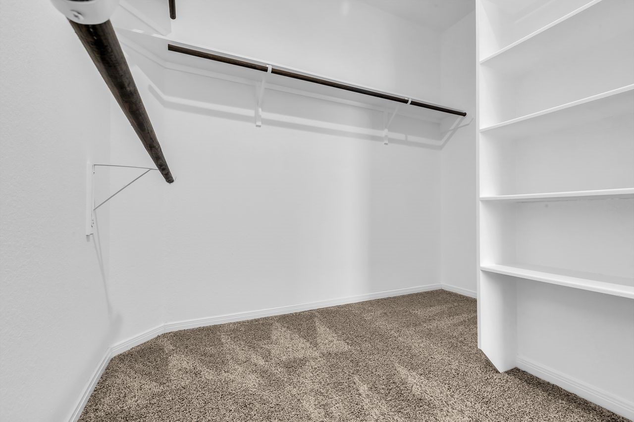 Conroe, Texas, 77384, United States, 4 Bedrooms Bedrooms, ,4 BathroomsBathrooms,Residential,For Sale,1995789