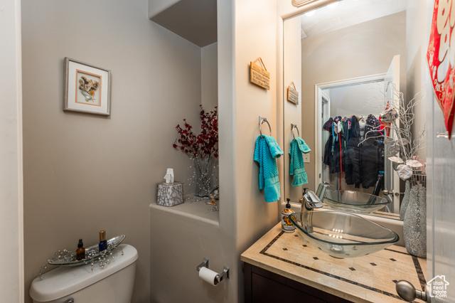 North Salt Lake, Utah, 84054, United States, 5 Bedrooms Bedrooms, ,3 BathroomsBathrooms,Residential,For Sale,1980632