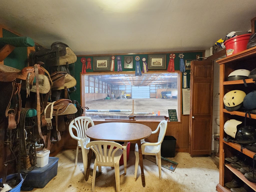 Mason City, Iowa, 50401, United States, 4 Bedrooms Bedrooms, ,1 BathroomBathrooms,Residential,For Sale,1982644