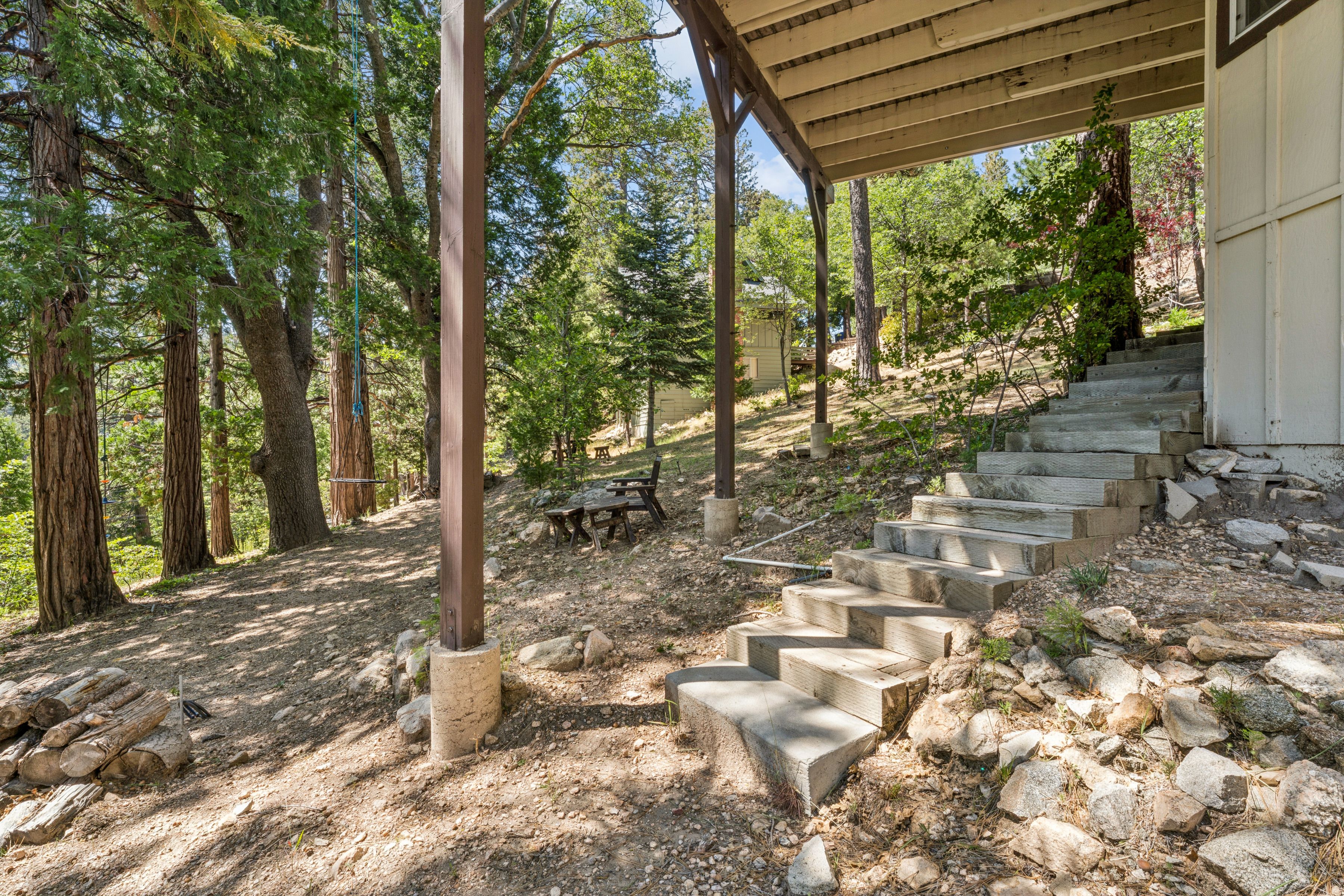  686 Grass Valley Road, Lake Arrowhead, CA 92352 - 物件實景