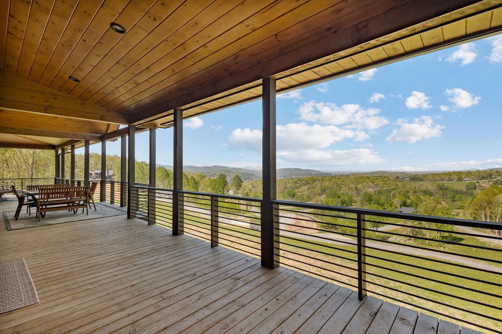 Morganton, Georgia, 30560, United States, 3 Bedrooms Bedrooms, ,3 BathroomsBathrooms,Residential,For Sale,1983802