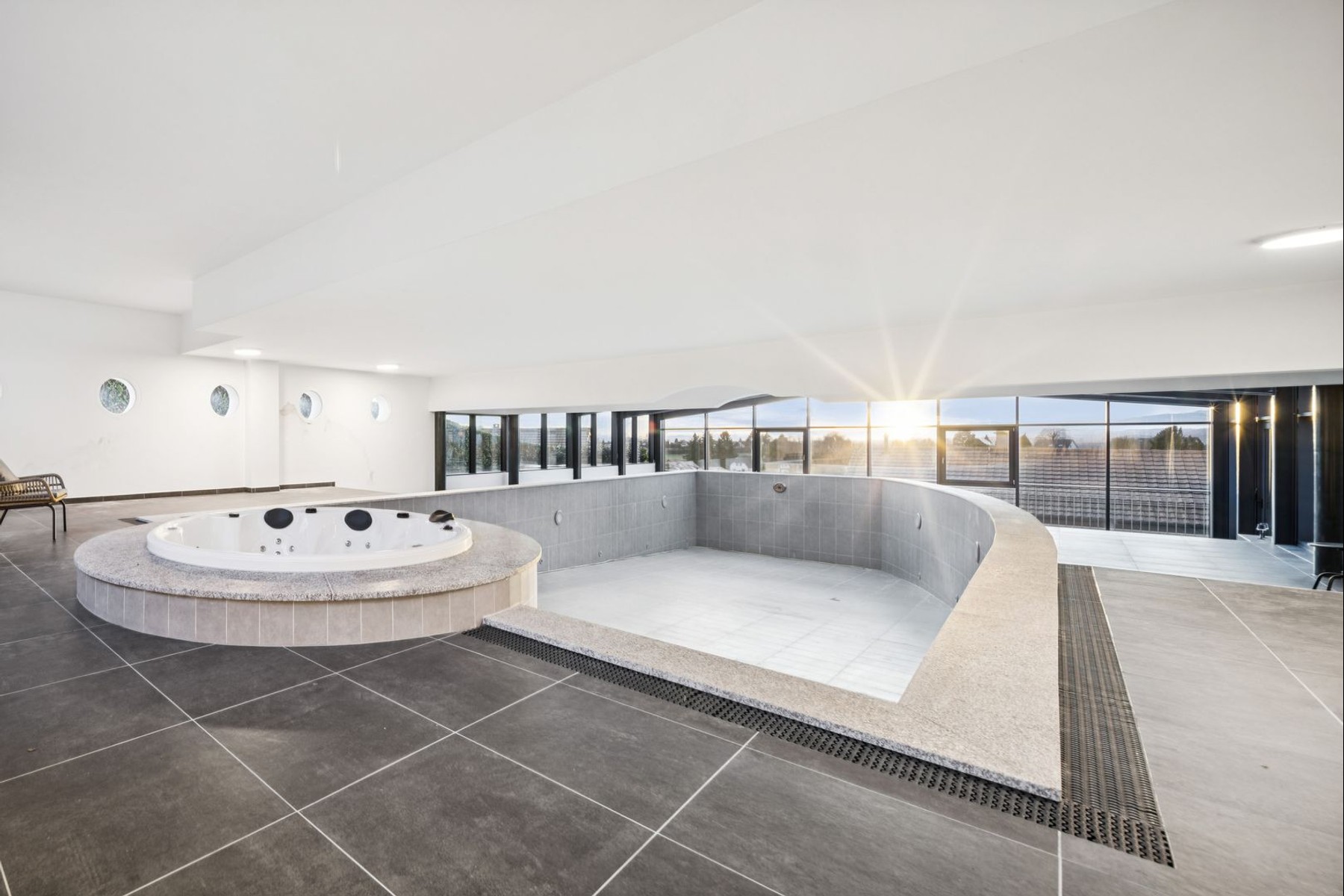  Exceptional 8.5-room villa, lake and Alps views, 9 basement parking spaces - 物件實景