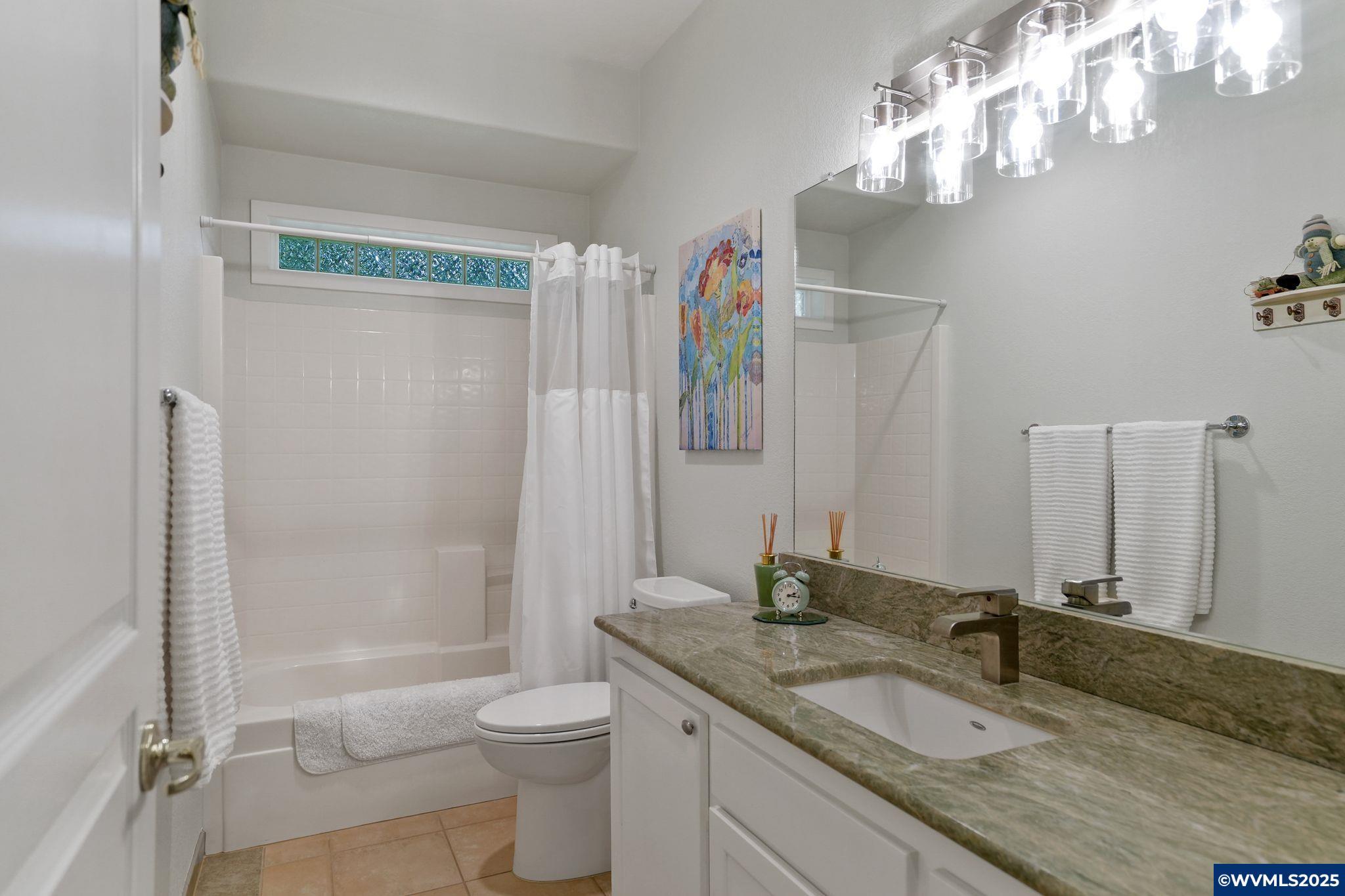 Salem, Oregon, 97317, United States, 3 Bedrooms Bedrooms, ,3 BathroomsBathrooms,Residential,For Sale,1903725