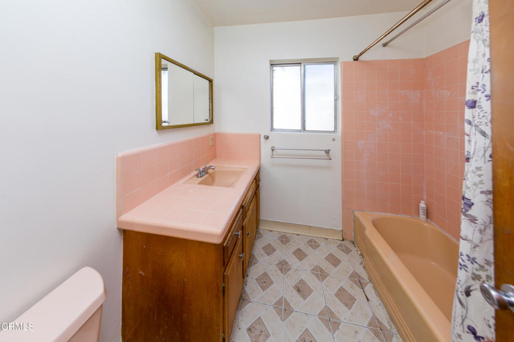 Rosemead, California, 91770, United States, 3 Bedrooms Bedrooms, ,2 BathroomsBathrooms,Residential,For Sale,2010425