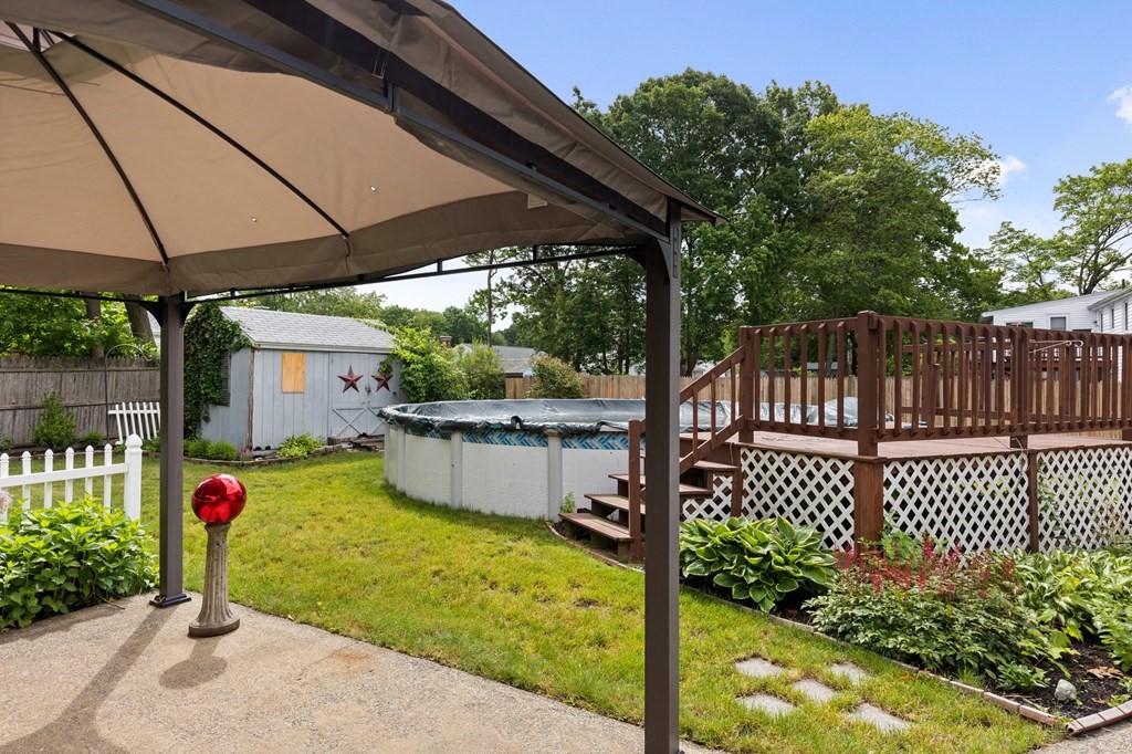 Brockton, Massachusetts, 02301, United States, 3 Bedrooms Bedrooms, ,2 BathroomsBathrooms,Residential,For Sale,1920767