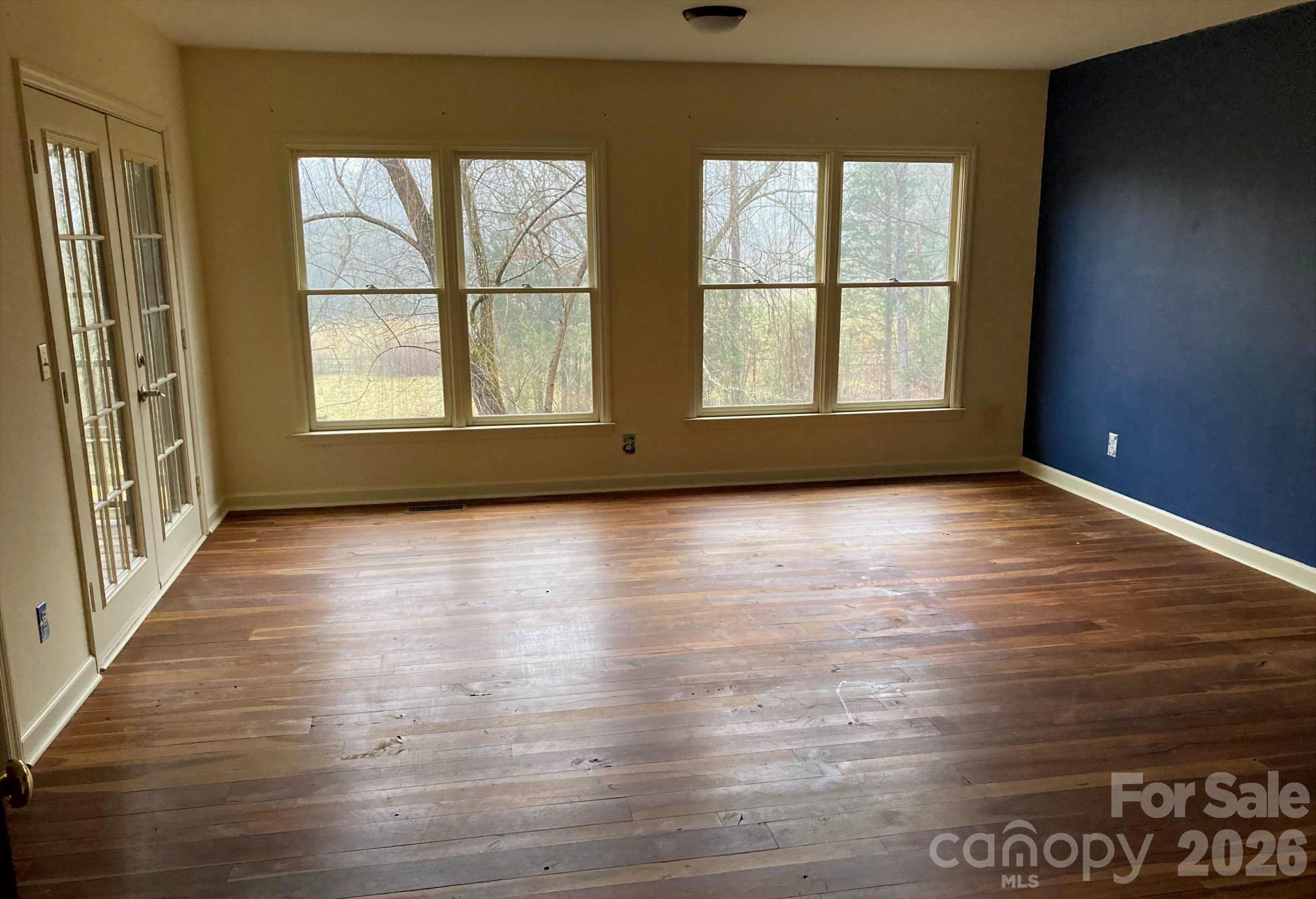 Columbus, North Carolina, 28722, United States, 2 Bedrooms Bedrooms, ,2 BathroomsBathrooms,Residential,For Sale,2009106