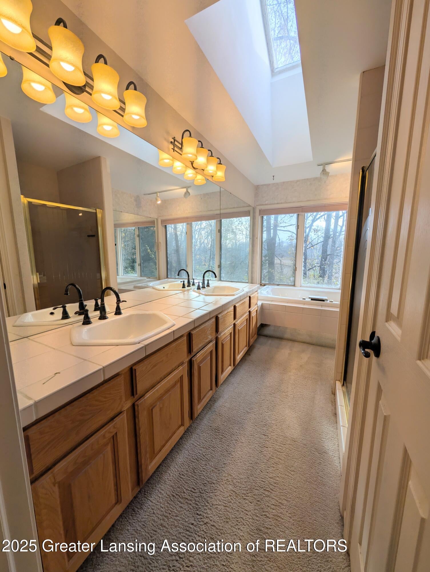 Haslett, Michigan, 48840, United States, 4 Bedrooms Bedrooms, ,4 BathroomsBathrooms,Residential,For Sale,1988994