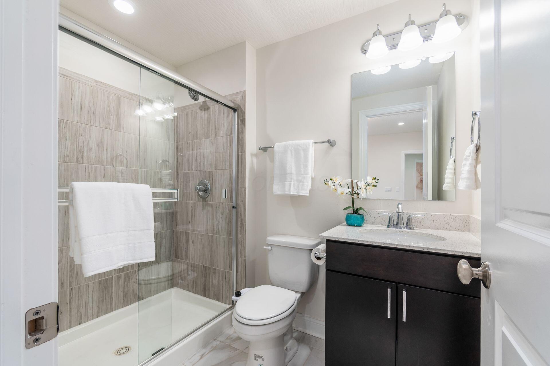 Delaware, Ohio, 43015, United States, 5 Bedrooms Bedrooms, ,5 BathroomsBathrooms,Residential,For Sale,1989567