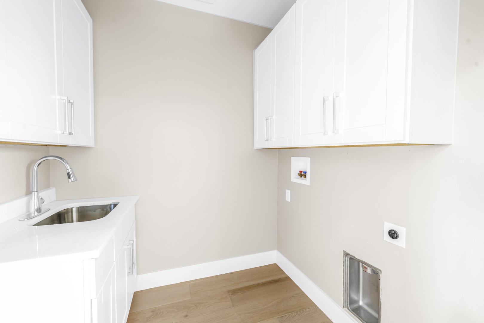 St Petersburg, Florida, 33703, United States, 5 Bedrooms Bedrooms, ,5 BathroomsBathrooms,Residential,For Sale,2013294