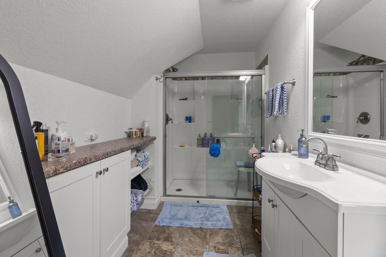 Lake Geneva, Wisconsin, 53147, United States, 4 Bedrooms Bedrooms, ,2 BathroomsBathrooms,Residential,For Sale,1849872
