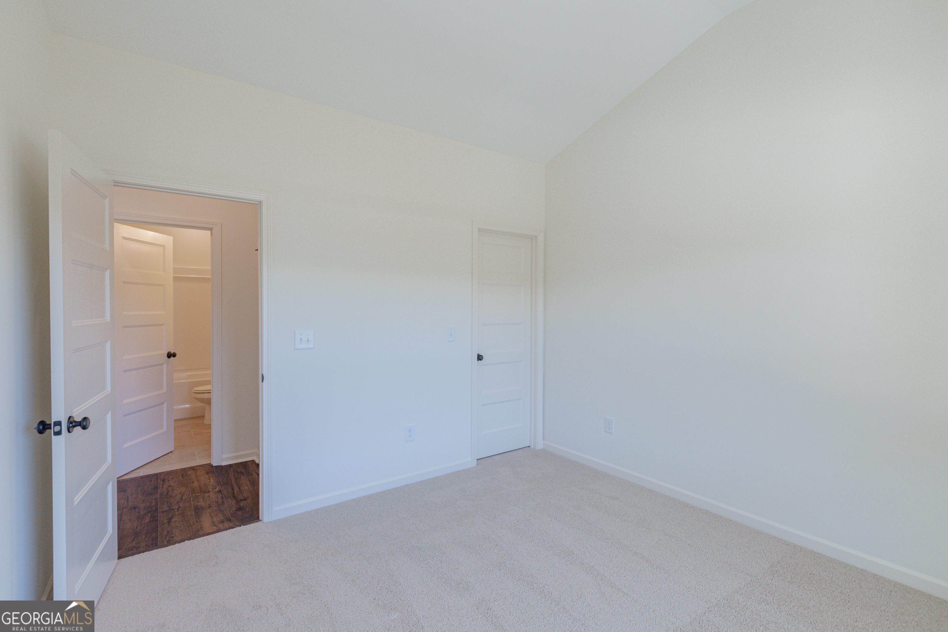 Senoia, Georgia, 30276, United States, 4 Bedrooms Bedrooms, ,3 BathroomsBathrooms,Residential,For Sale,1987897