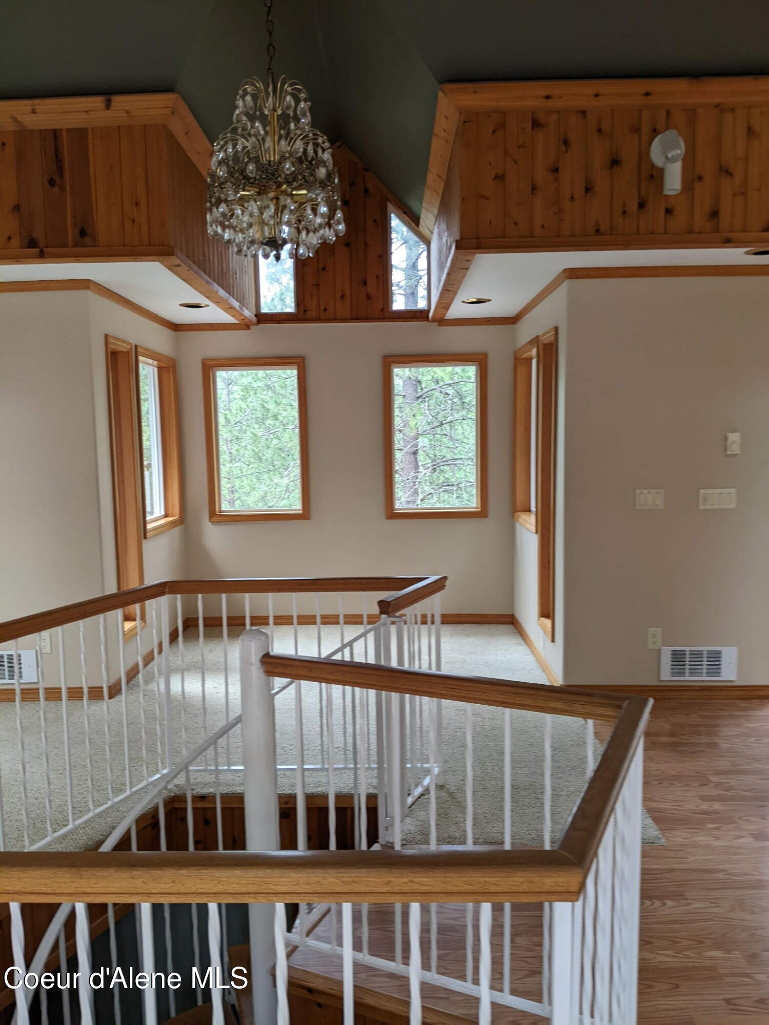 Pinehurst, Idaho, 83850, United States, 3 Bedrooms Bedrooms, ,2 BathroomsBathrooms,Residential,For Sale,2015998