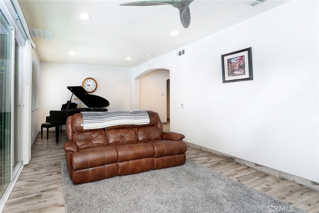 Wildomar, California, 92595, United States, 4 Bedrooms Bedrooms, ,3 BathroomsBathrooms,Residential,For Sale,1860862