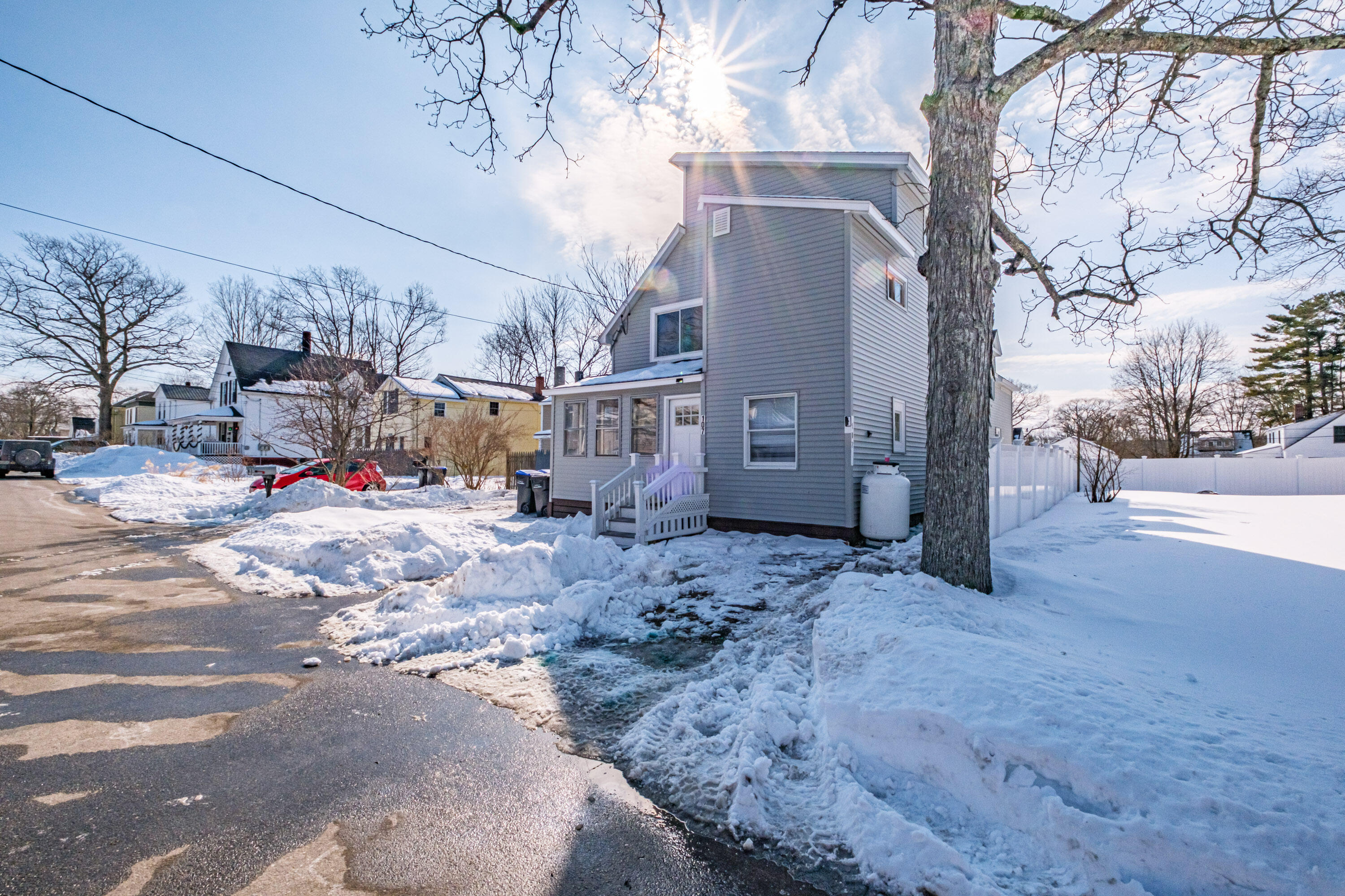 Old Orchard Beach, Maine, 04064, United States, ,3 BathroomsBathrooms,Residential,For Sale,2020912