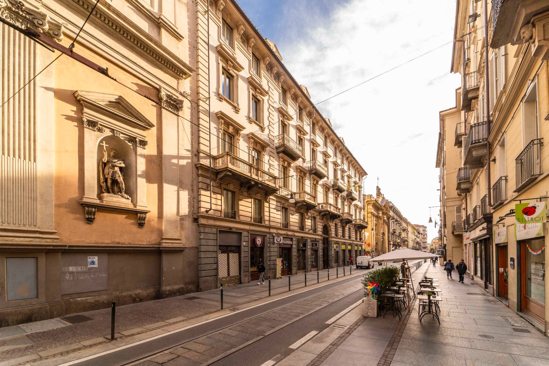 Torino, Torino, 10100, IT, 3 Bedrooms Bedrooms, ,4 BathroomsBathrooms,Residential,For Sale,1989307