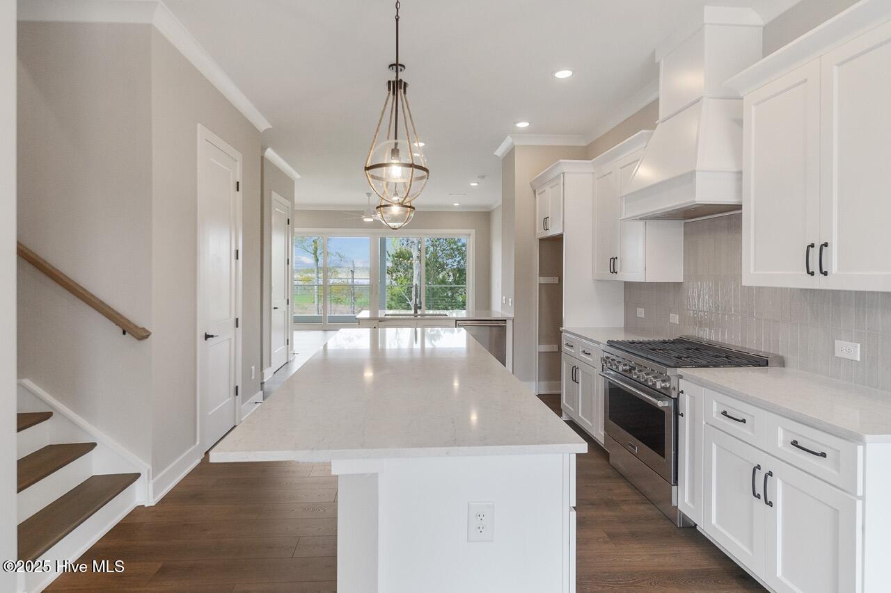 Castle Hayne, North Carolina, 28429, United States, 4 Bedrooms Bedrooms, ,5 BathroomsBathrooms,Residential,For Sale,1847333